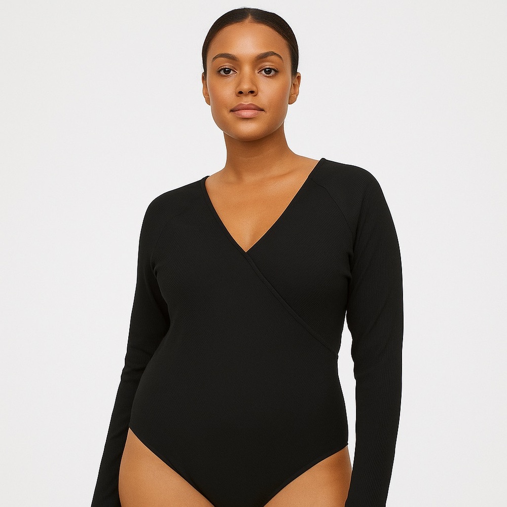 A Pea in the Pod Black Bodysuit